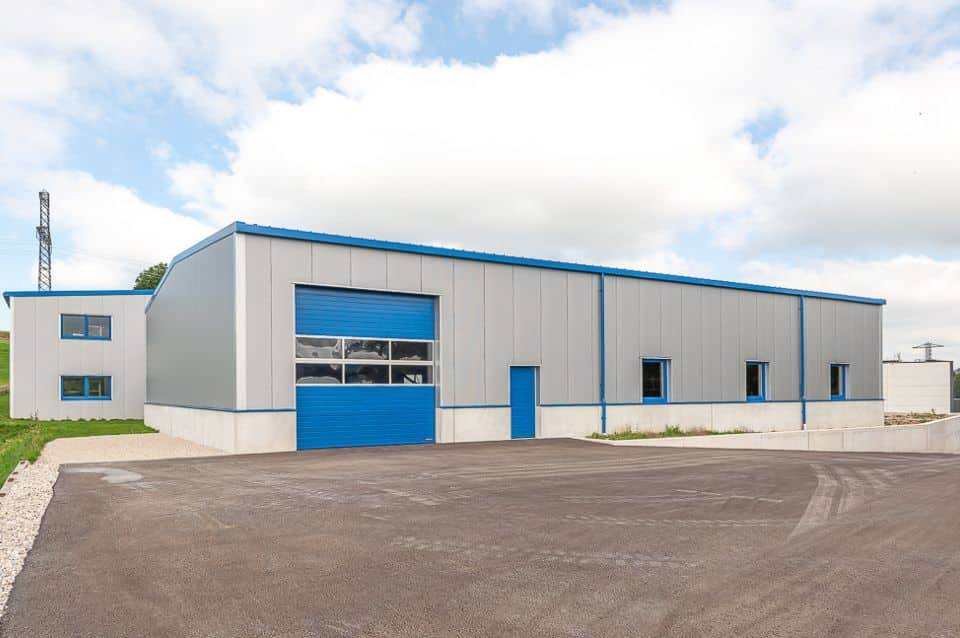 Firmengebäude Aquamot in Vöcklamarkt ©Clemens G. Schildberger